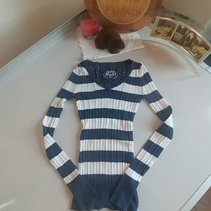 Mudd Juniors size Small Navy Striped Sweater